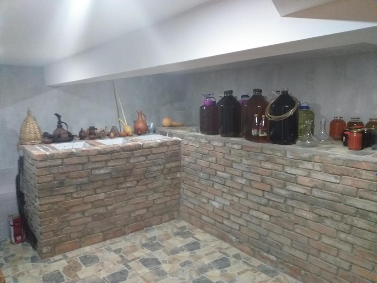 Hill-Fort Кутаиси Екстериор снимка